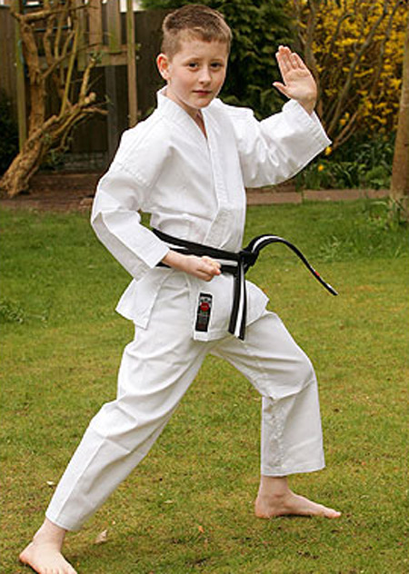 تعافي شاب انفصلت رقبته عن جسده تعافي شاب انفصلت رقبته عن جسده