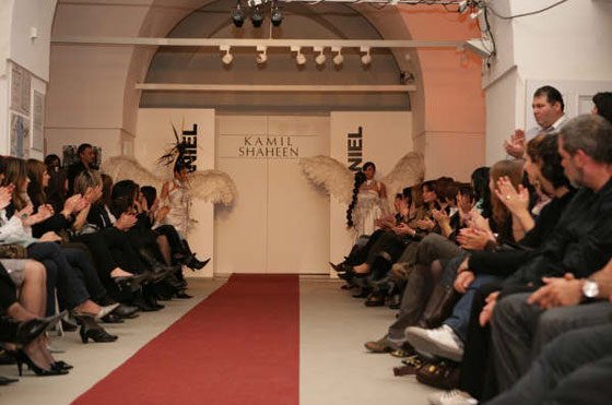 "ماضي، حاضر ومستقبل" "ماضي، حاضر ومستقبل"