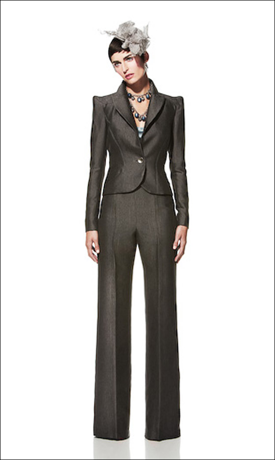 بعد إفلاس مصممة أزياء أوباما من سيصمم لها ملابسها؟؟ 