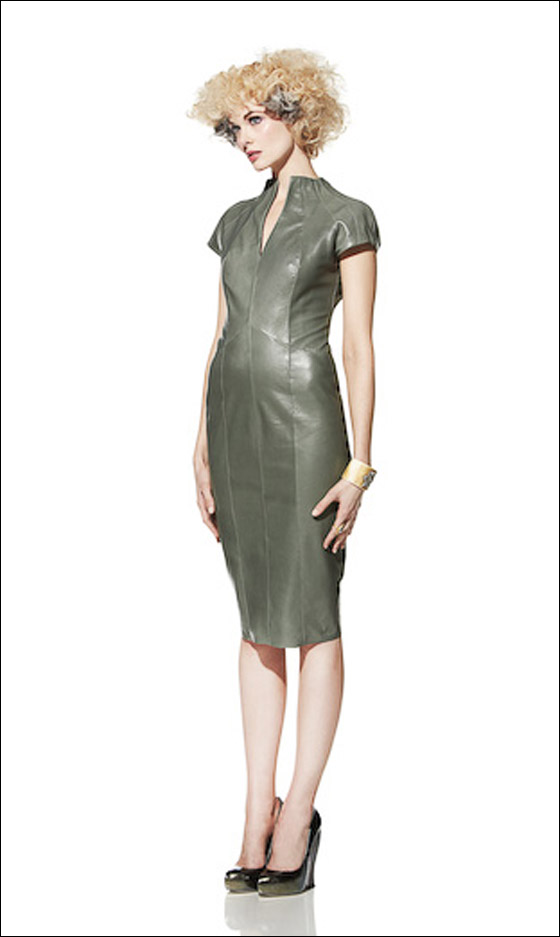 بعد إفلاس مصممة أزياء أوباما من سيصمم لها ملابسها؟؟ 