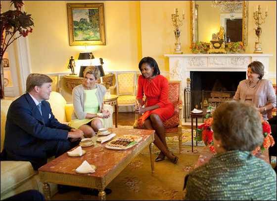 بعد إفلاس مصممة أزياء أوباما من سيصمم لها ملابسها؟؟ 