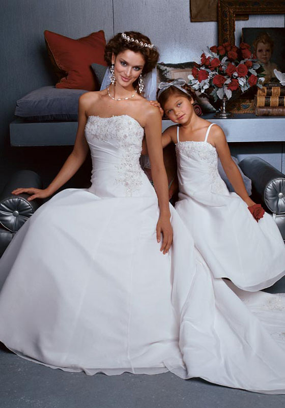 دليلك لإختيار فستان الزفاف 