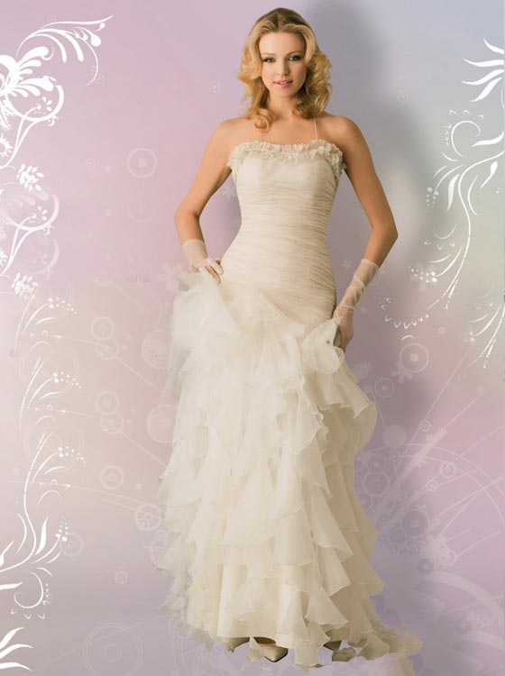بالصور: فساتين زفاف 2011 