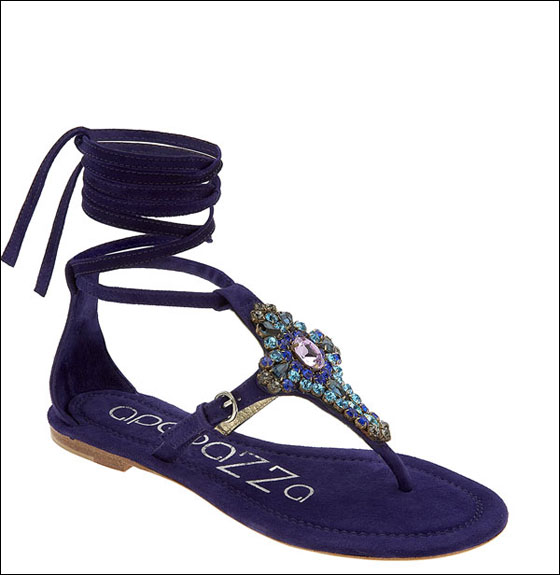 اليكم أجمل وأريح صنادل موضة 2010!