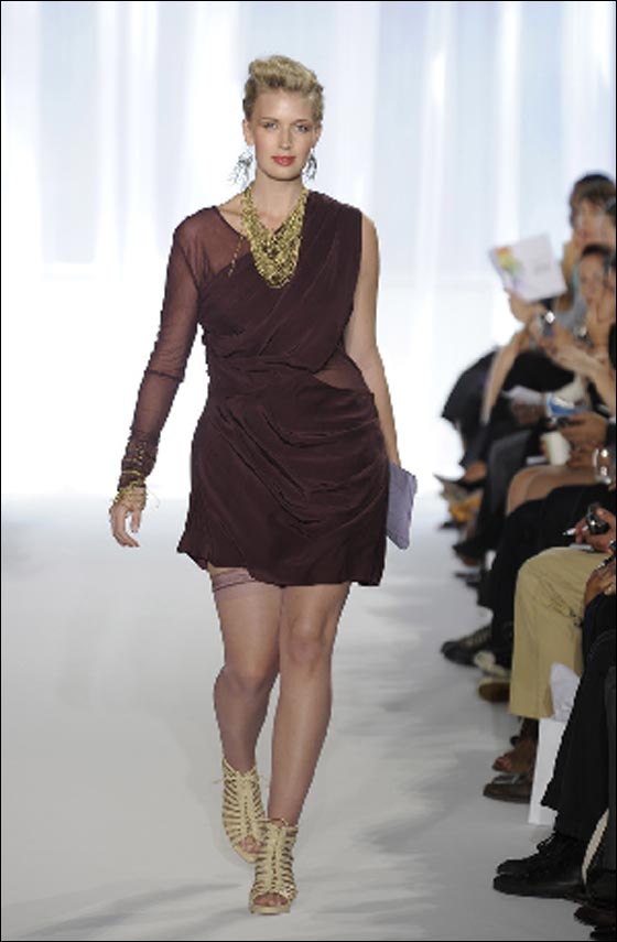 عارضات ازياء نيويورك البدينات!