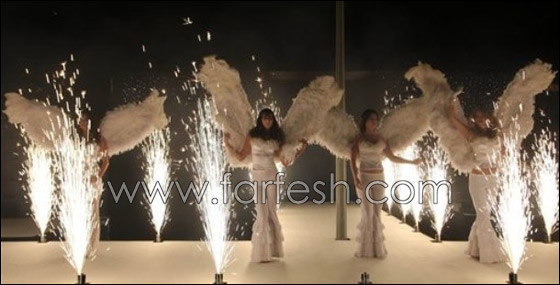 لبنان.. أول دولة يتم بها عرض أزياء على عرض الجسر وطوله!!