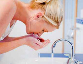 دراسة: الإنسان الكاذب يغسل فمه بالصابون!!