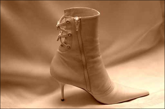 نقدم لك سيدتي.. اجمل جزمات الشتاء!