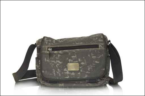 نعرض لكم تشكيلة رائعة من الحقائب اليدوية!!