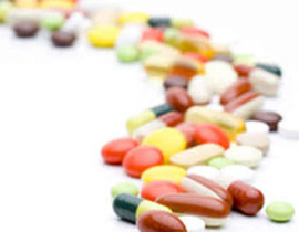 احذروا.. كسر حبة الدواء حفاظا على سلامة المريء!!