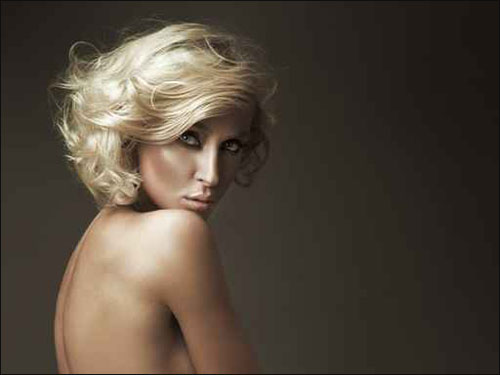 لتتالقي باجمل تسريحات الشعر.. اليك هذه الافكار الانيقة!