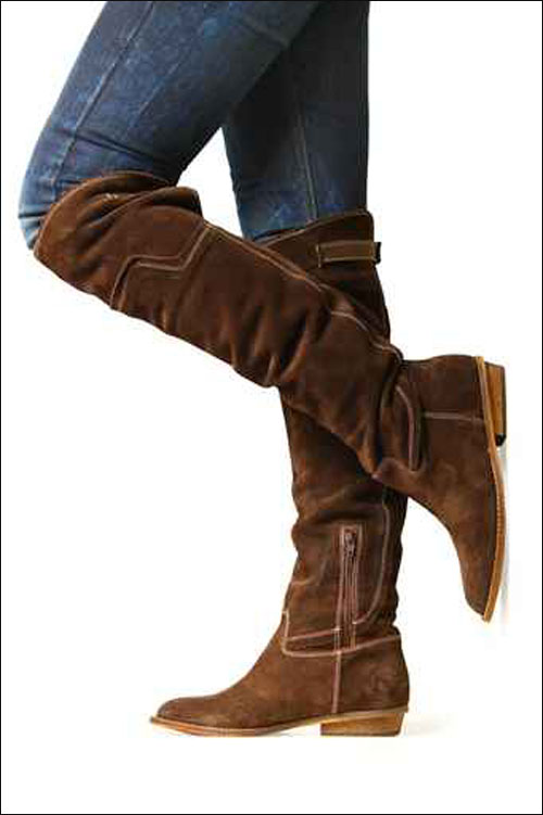 اليكن هذه المجموعة من الجزمات لاخر صيحات الموضة! اليكن هذه المجموعة من الجزمات لاخر صيحات الموضة!