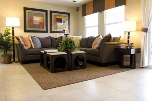 نقدم لكم.. اجمل تشكيلة من اطقم الصالونات!