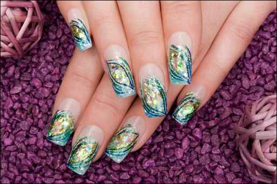 اليكن.. مجموعة رائعة من طلاء الاظافر متعددة الالوان!!