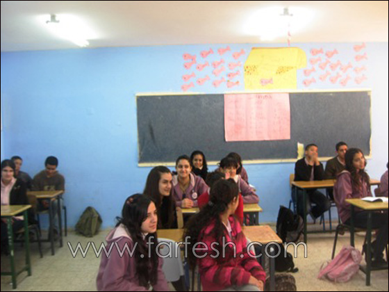 المنارة تنظم ورشات عمل توعوية في مدرسة الرينة الثانوية