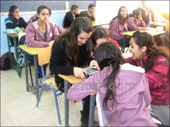 المنارة تنظم ورشات عمل توعوية في مدرسة الرينة الثانوية