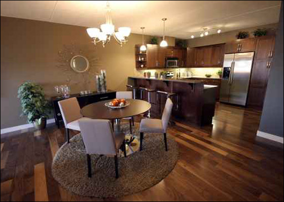 اليكم.. اجمل تشكيلة من طاولات السفرة!!