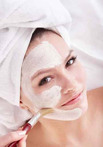 لكل عروس.. اليك جدول للعناية بجسمك قبل زفافك!!