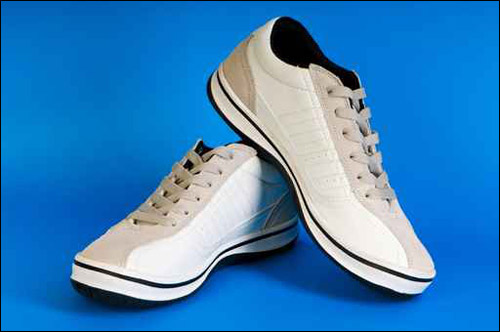 لتظهروا بأجمل طلة.. اليكم احذية رياضية جميلة! 