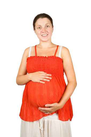 للنساء الحوامل.. شاهدوا اجمل الملابس لفترة الحمل!!