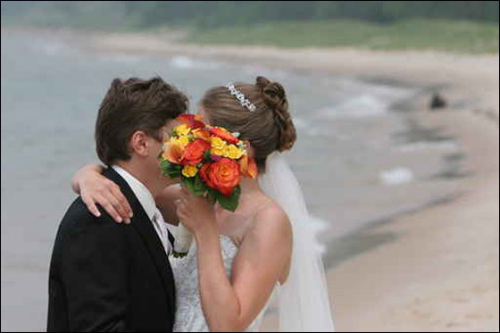 الى كل عروس.. اليك تشكيلة من التيجان لتتالقي يوم زفافك!