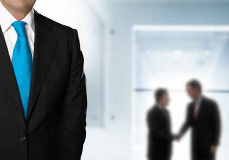 اليكم ايها الرجال.. تشكيلة رائعة من ربطات العنق!!