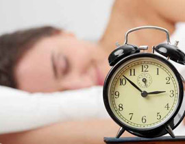 احذرن ايتها النساء: النوم اكثر او اقل من المعدل يؤثر على ملامحكن
