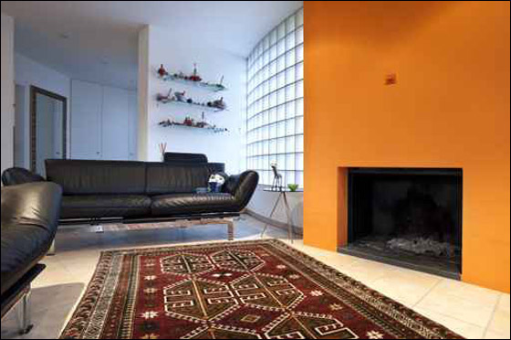 بالصور.. الاسود يضفي جمال وفخامة منزلك!!