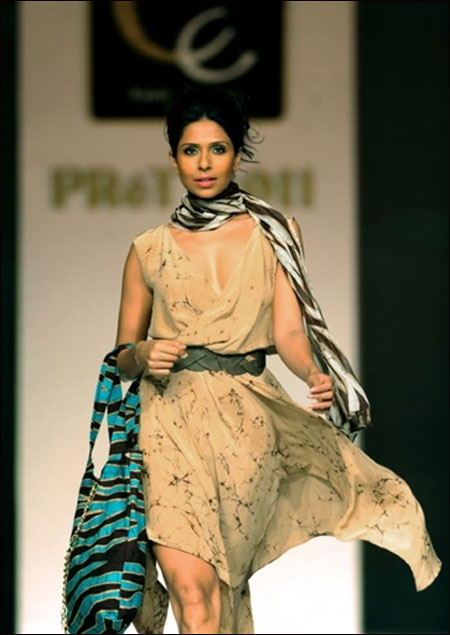 بالصور.. عرض أزياء مدهش في كولومبو!! 