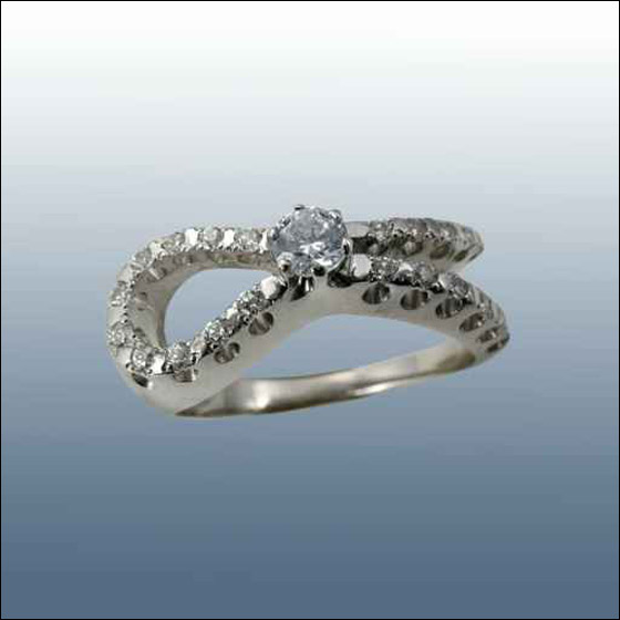 اليك سيدتي.. تشكيلة مميزة من الخواتم!!