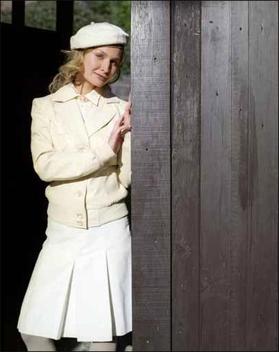 للفتيات.. تشكيلة رائعة من التنانير القصيرة لصيف حار!!