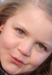 بعد وفاتها.. طفلة بريطانية ستعيش في خمسة أشخاص آخرين!! 