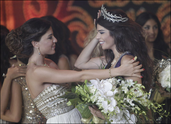 الف مبروك: يارا الخوري مخايل تتربع على عرش الجمال اللبناني!!