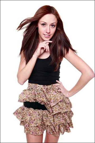 اليك تشكيلة تنانير عصرية وجميلة لمختلف المناسبات!