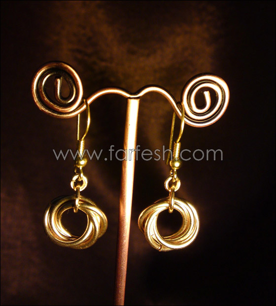 ايمن سلايمة.. فلسطيني يبدع في تصميم المجوهرات! 