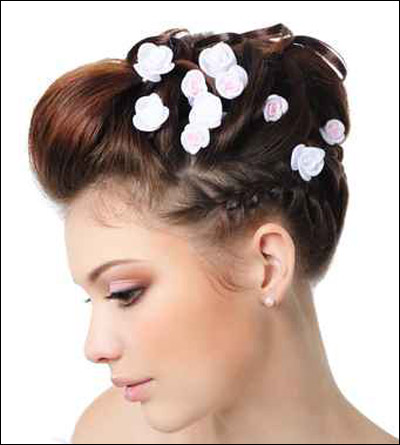 اليكن ايتها العرائس.. اجمل تسريحات الشعر! 