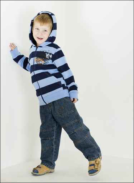 شاهدوا أنغش الأطفال يرتدون الجينز!!