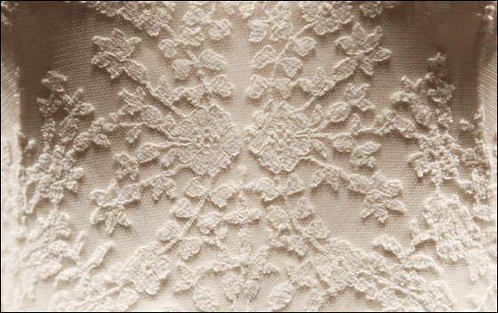 بالصور.. فستان زفاف كيت ميدلتون معروض في قصر باكينجهام! 