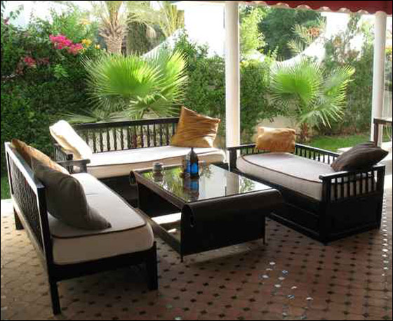 بالصور.. اجمل الاثاث للحدائق المنزلية!!