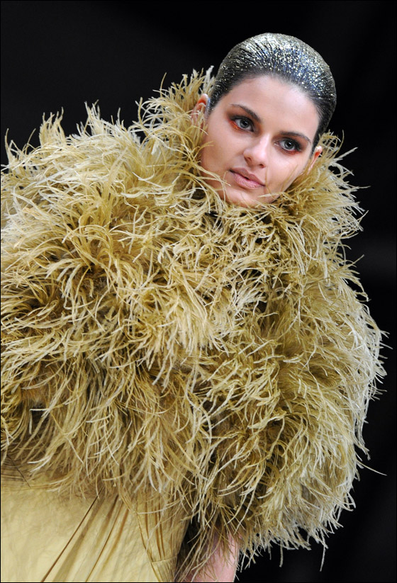 شايف ينقل لكم أروع الصور لأزياء صيف 2011 