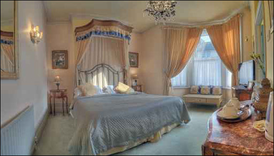 لزيادة جمال منازلكم.. اليكم مجموعة من الستائر الرائعة!