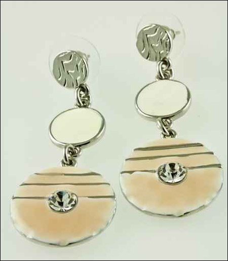 بالصور.. مجموعة رائعة من اقراط الاذنين!! 