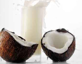 تناول جوز الهند يوميا يحميكن من الاصابة بسرطان الثدي!!