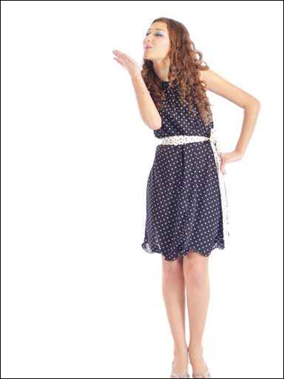 تالقي سيدتي.. باجمل الفساتين!!