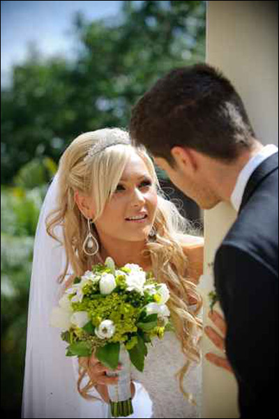 للعرائس.. اليكن اجمل باقات الورود لليلة العمر!!