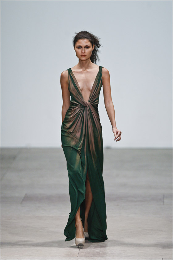 بالصور.. اجمل تصاميم ربيع وصيف 2012!!