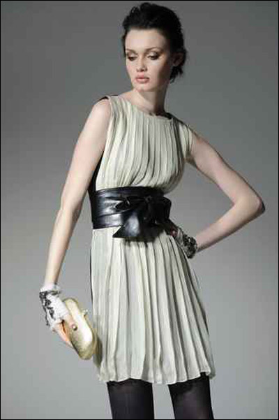 "شايف" يقدم لكن تشكيلة من الاحزمة النسائية!!