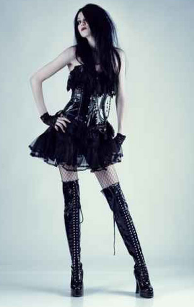 اليكن أجمل تشكيلة من الجزمات لفصل الخريف