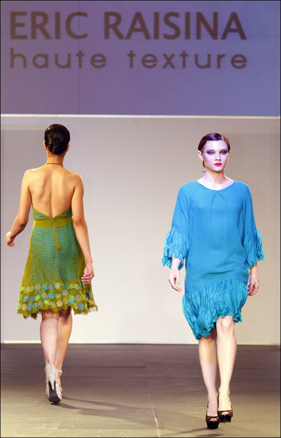 أجمل الفساتين الراقية في مجموعة صور!