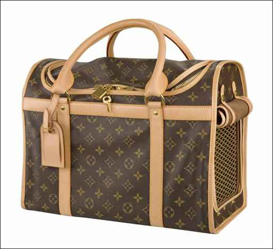 اليك مجموعة من الحقائب المتنوعة وجريئة الالوان!